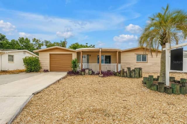 1516 DERRICK ST photo