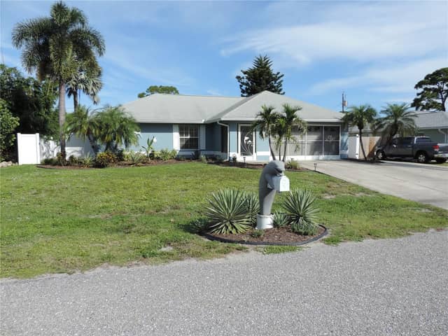 1148 ROYAL RD photo