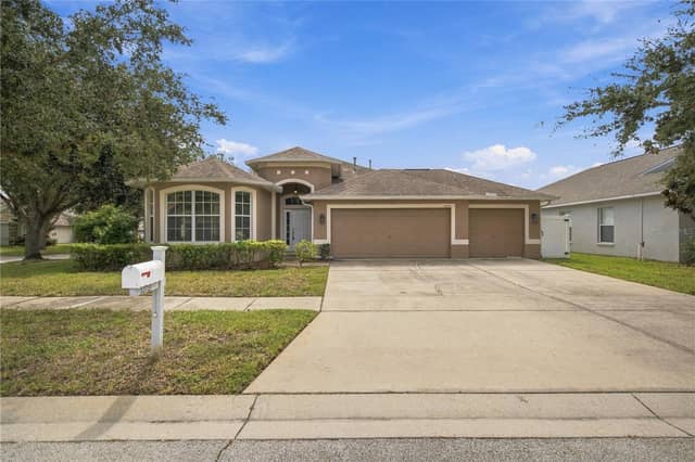 12721 STANDBRIDGE DR photo