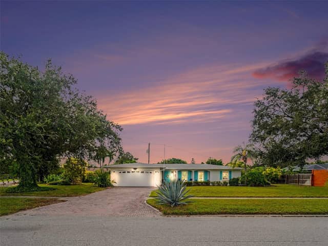 1110 DE NARVAEZ AVE photo