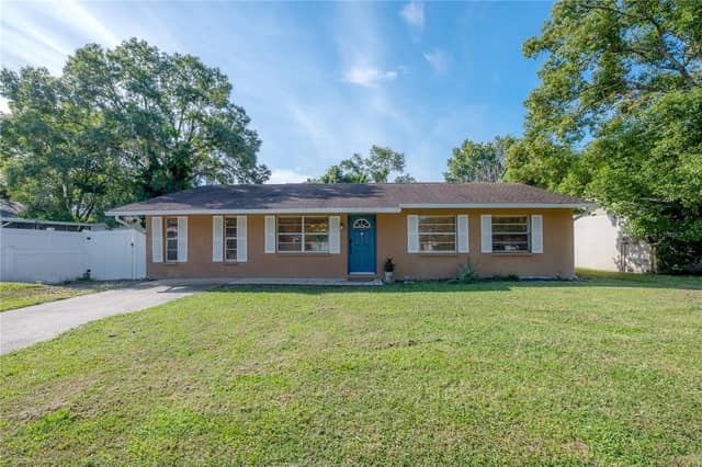 21610 LAGOON DR photo