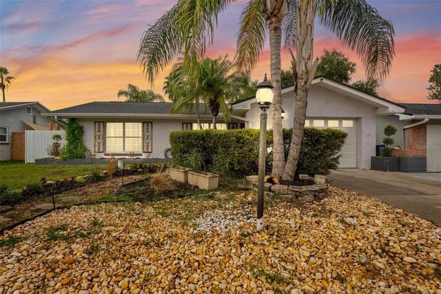 1704 HIBISCUS CIR S photo