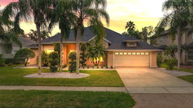 18823 WIMBLEDON CIR photo