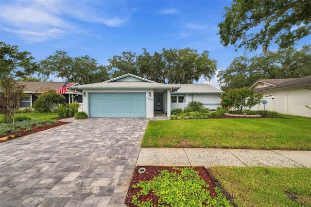6841 CIRCLECREEK DR photo