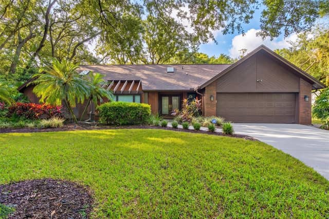 3300 MEADOW VIEW LN photo