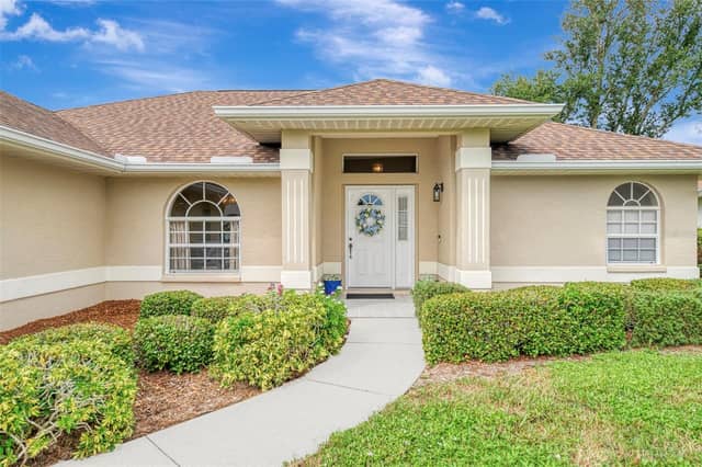 426 BERMUDA ISLES CIR photo