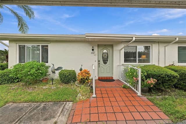 202 GLOUCESTER BLVD #357 photo