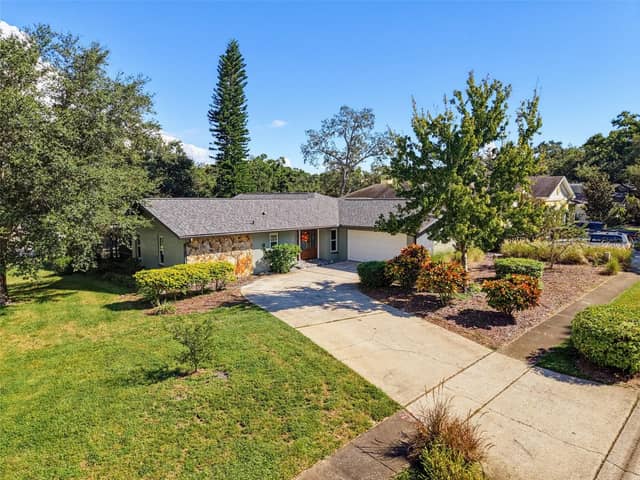 3 SUMMIT LN photo