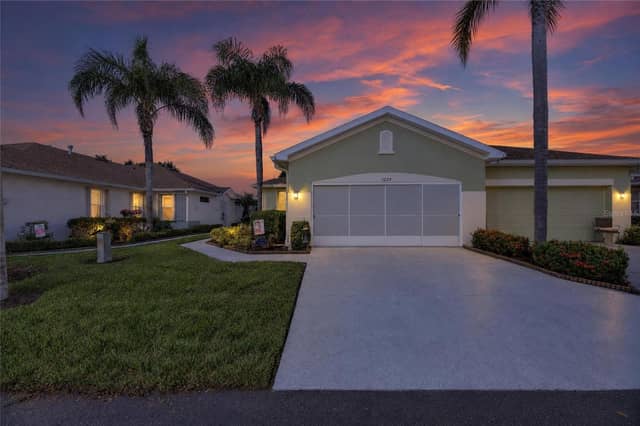 1229 HUNTINGTON GREENS DR #12 photo