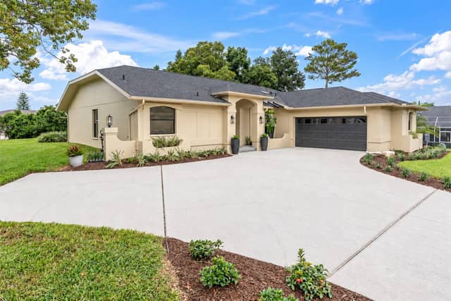 8721 LATHAM LN photo