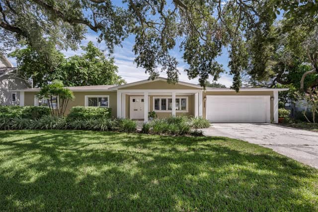 628 RIVIERA DR photo