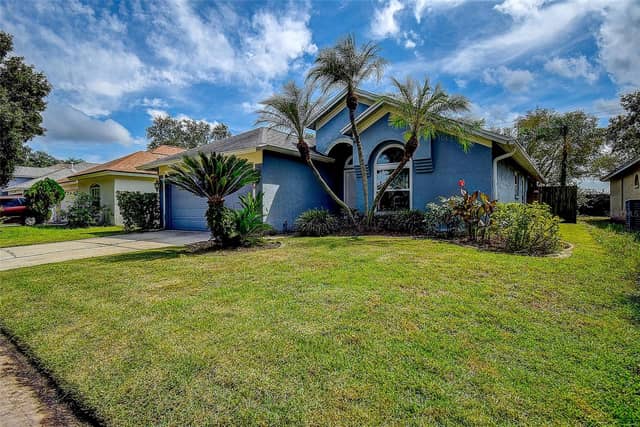 1709 SCOTCH PINE DR photo