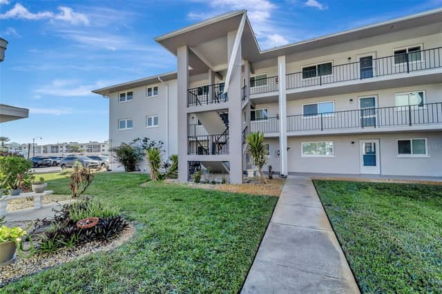 649 TAMIAMI TRL S #107 photo