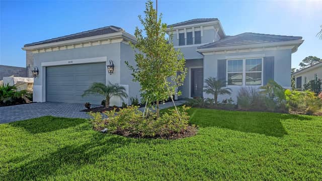10130 CRYSTAL ISLES CIR photo