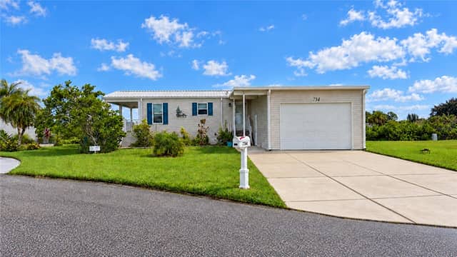 734 BLACKBURN BLVD photo