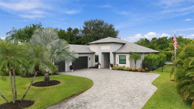 3946 COUNTRY VIEW DR photo