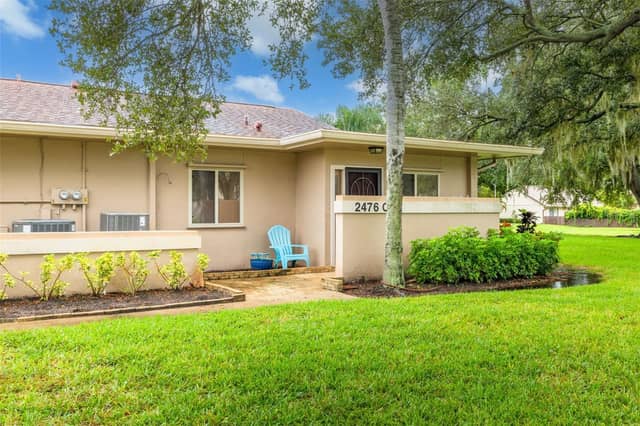 2476 LAURELWOOD DR #C photo
