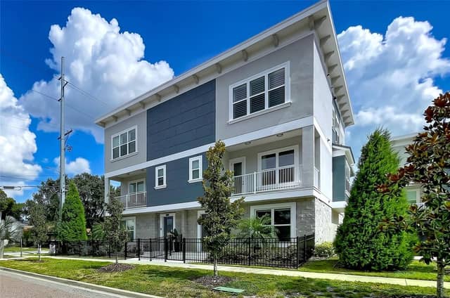 3702 W ROLAND ST #3 photo