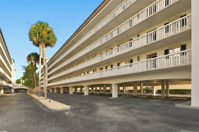 131 BLUFF VIEW DR #107 photo
