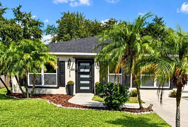 1210 CASA BONITA AVE photo
