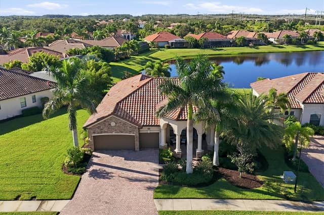 8816 RUM RUNNER PL photo