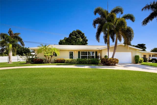 3003 GULF GATE DR photo