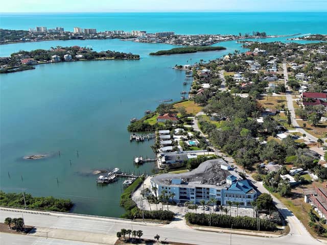 516 TAMIAMI TRL S #201 photo