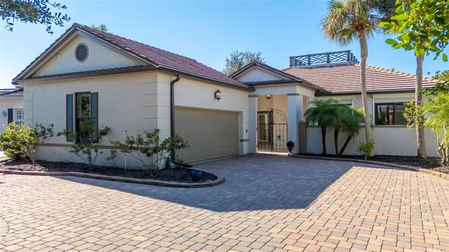 71 CAYMAN ISLES BLVD photo