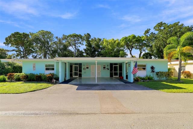 6272 GREEN VIEW CIR #114 photo