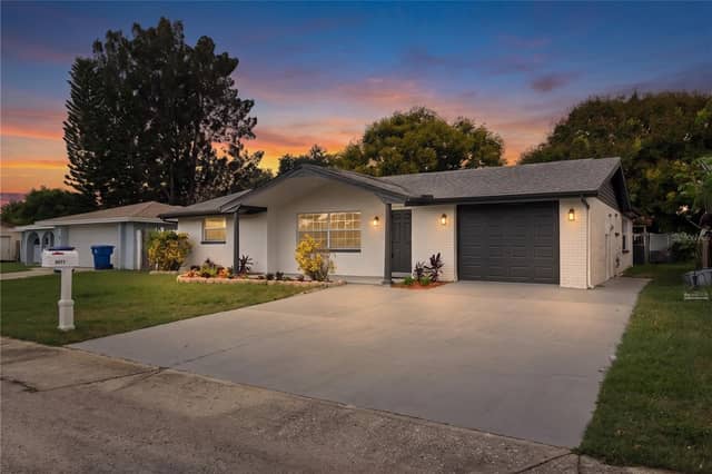 8811 LIDO LN photo