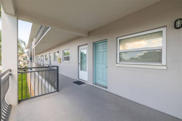 211 PASADENA AVE N #206 photo