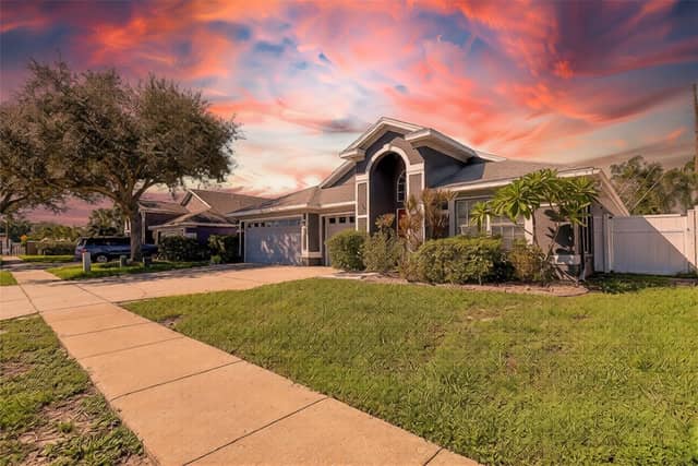 624 N LAKE BLVD photo