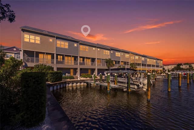 6072 MOORINGS DR S photo