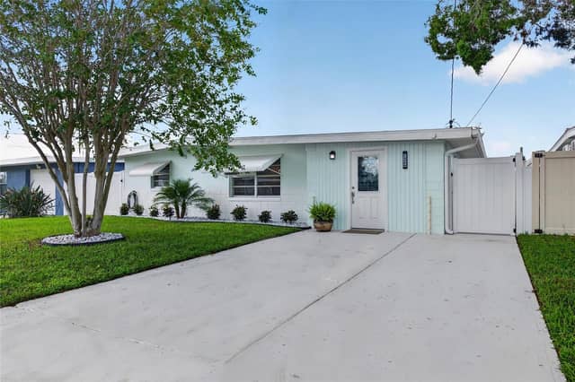 13309 CAROL DR photo