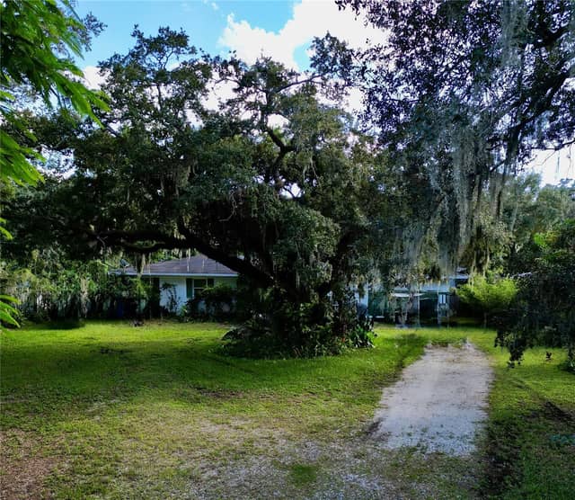 4050 FRUITVILLE RD photo