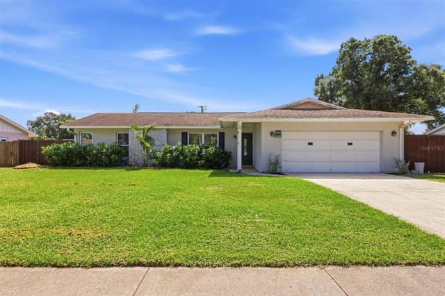 828 PONDEROSA PINE LN photo