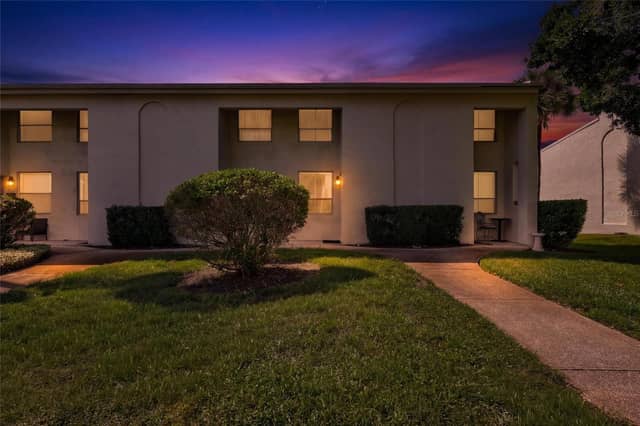 4515 LA CAPRI CT photo