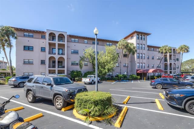 6150 GULFPORT BLVD S #515 photo
