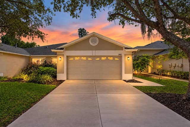 31421 SHAKER CIR photo