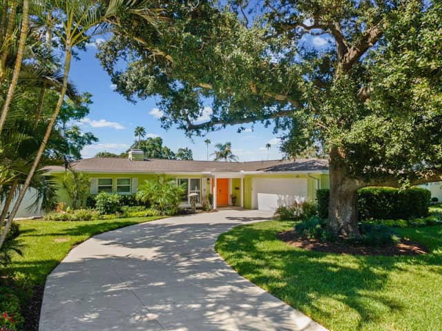 1316 GOLF VIEW DR photo