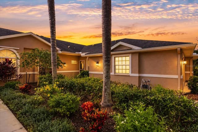 5288 MAHOGANY RUN AVE photo