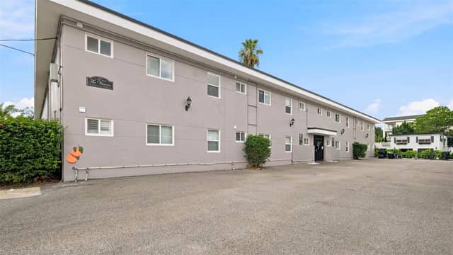 1101 VICTORIA DR #1 photo