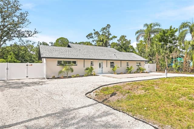 8605 JACKSON SPRINGS RD photo