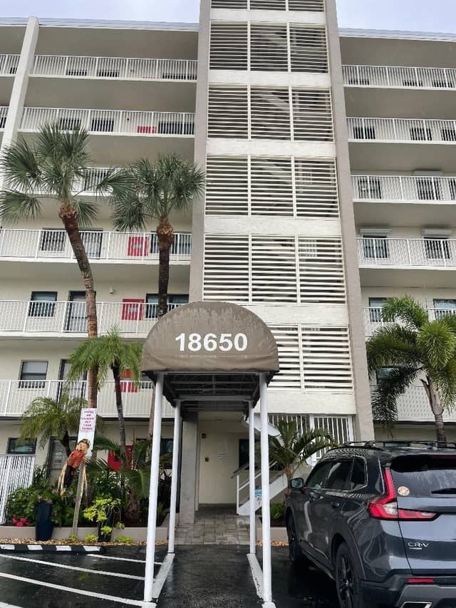 18650 GULF BLVD #304 photo