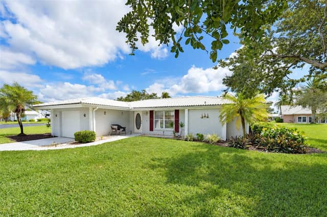 21 OAKWOOD DR N #21 photo