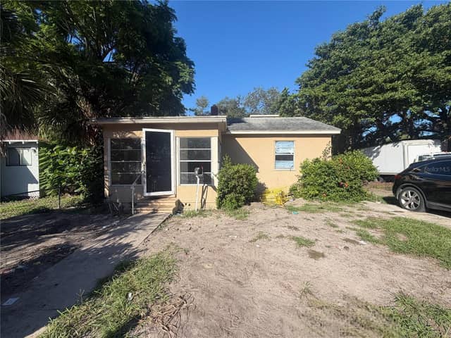 2221 UNION ST S photo