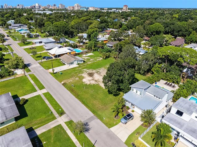 2555 WOOD ST photo