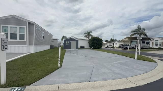3541 AQUAMARINE WAY photo