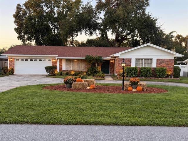 925 W CIMMERON DR photo