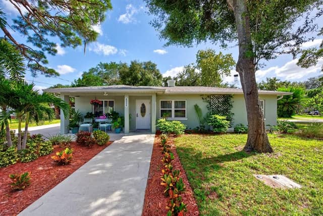 6436 LAMBERT LN photo